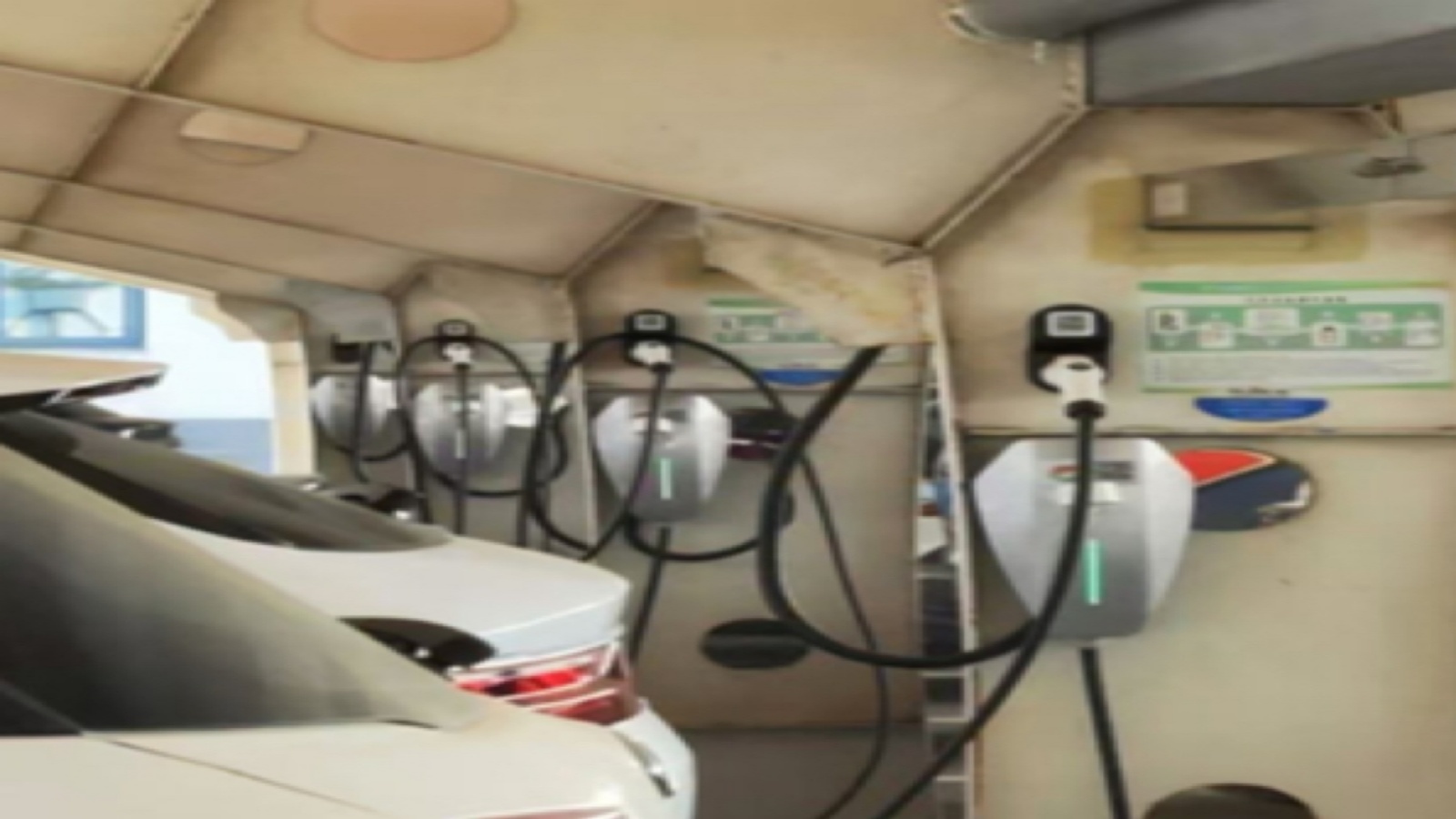 今年会电动汽车充电站-----------------（华电昆山站）